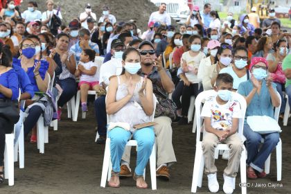 Gobierno de Nicaragua entrega 100 nuevas viviendas del programa Bismarck Martínez