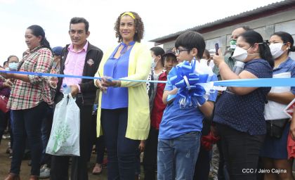 Gobierno de Nicaragua entrega 100 nuevas viviendas del programa Bismarck Martínez