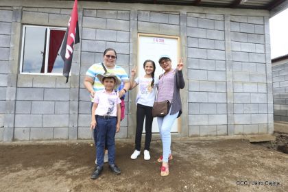 Gobierno de Nicaragua entrega 100 nuevas viviendas del programa Bismarck Martínez