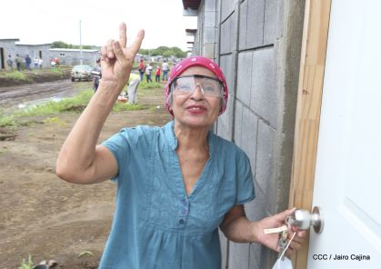 Gobierno de Nicaragua entrega 100 nuevas viviendas del programa Bismarck Martínez