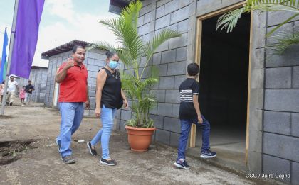 Gobierno de Nicaragua entrega 100 nuevas viviendas del programa Bismarck Martínez