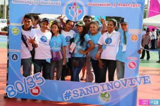 TECNOFEST 2014 promueve educación gratuita en Plaza de Colores