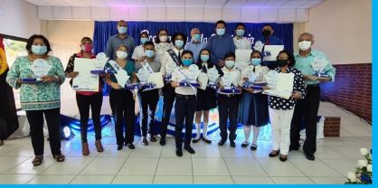 Mejores a Estudiantes y Docentes de Excelencia Académica 2020