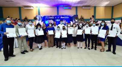 Mejores a Estudiantes y Docentes de Excelencia Académica 2020
