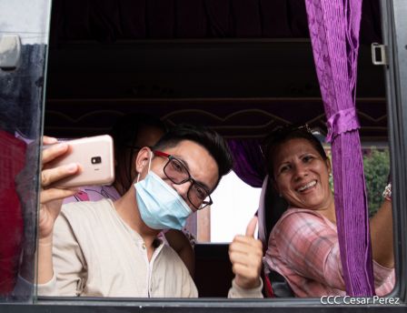 Derroche de cultura y tradición en desfile hípico de Masaya