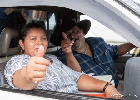 Derroche de cultura y tradición en desfile hípico de Masaya