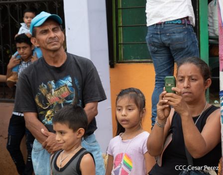 Derroche de cultura y tradición en desfile hípico de Masaya