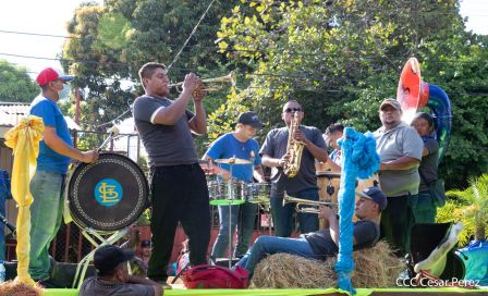 Derroche de cultura y tradición en desfile hípico de Masaya