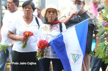 Nicaragua rinde homenaje a héroes y mártires de Octubre Victorioso