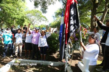Nicaragua rinde homenaje a héroes y mártires de Octubre Victorioso