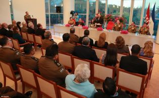 Daniel impone ascenso en grados al Inspector General y al Jefe del Estado Mayor del Ejército de Nicaragua