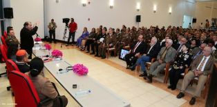 Daniel impone ascenso en grados al Inspector General y al Jefe del Estado Mayor del Ejército de Nicaragua