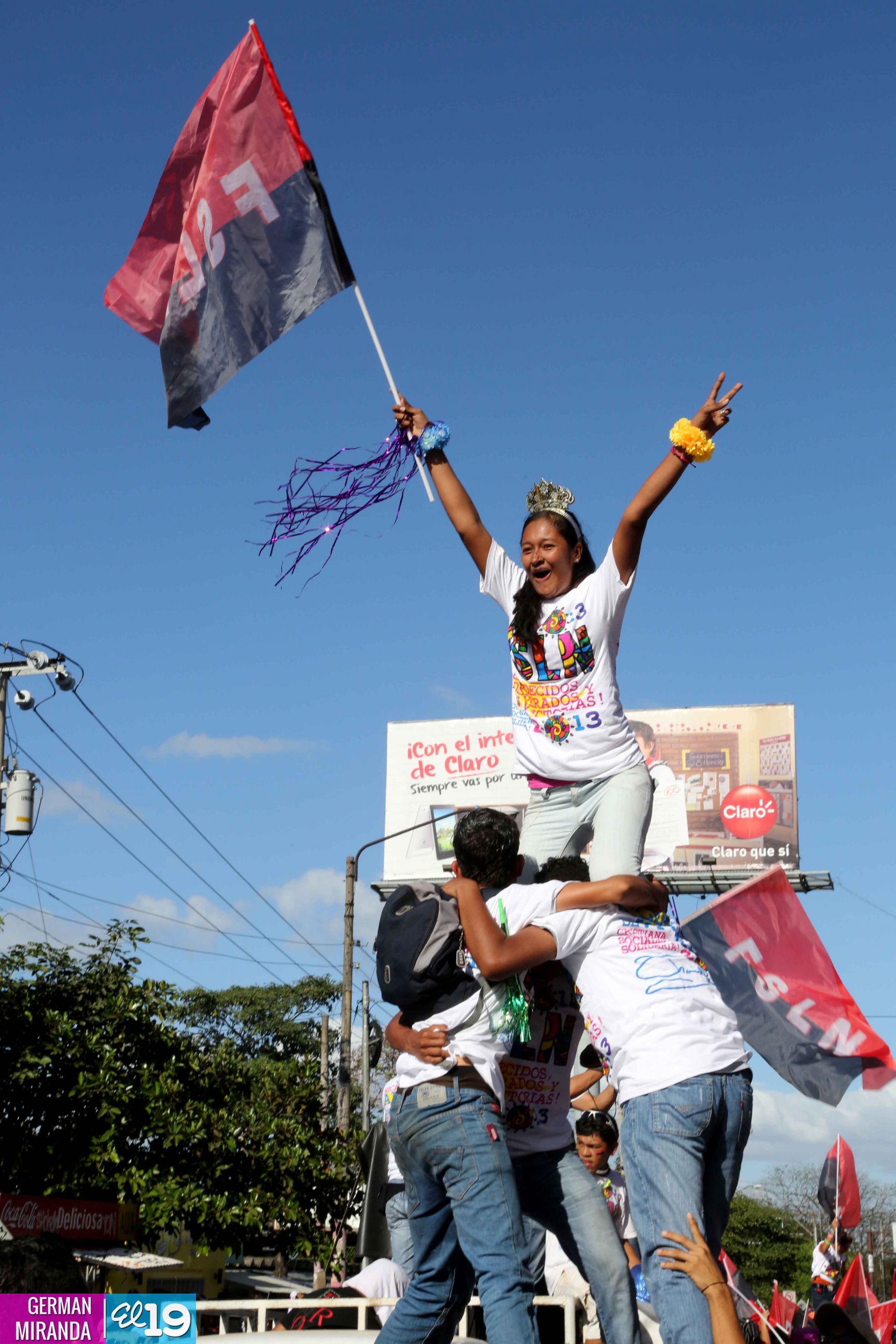 Juventud realiza caminata en honor al General Sandino