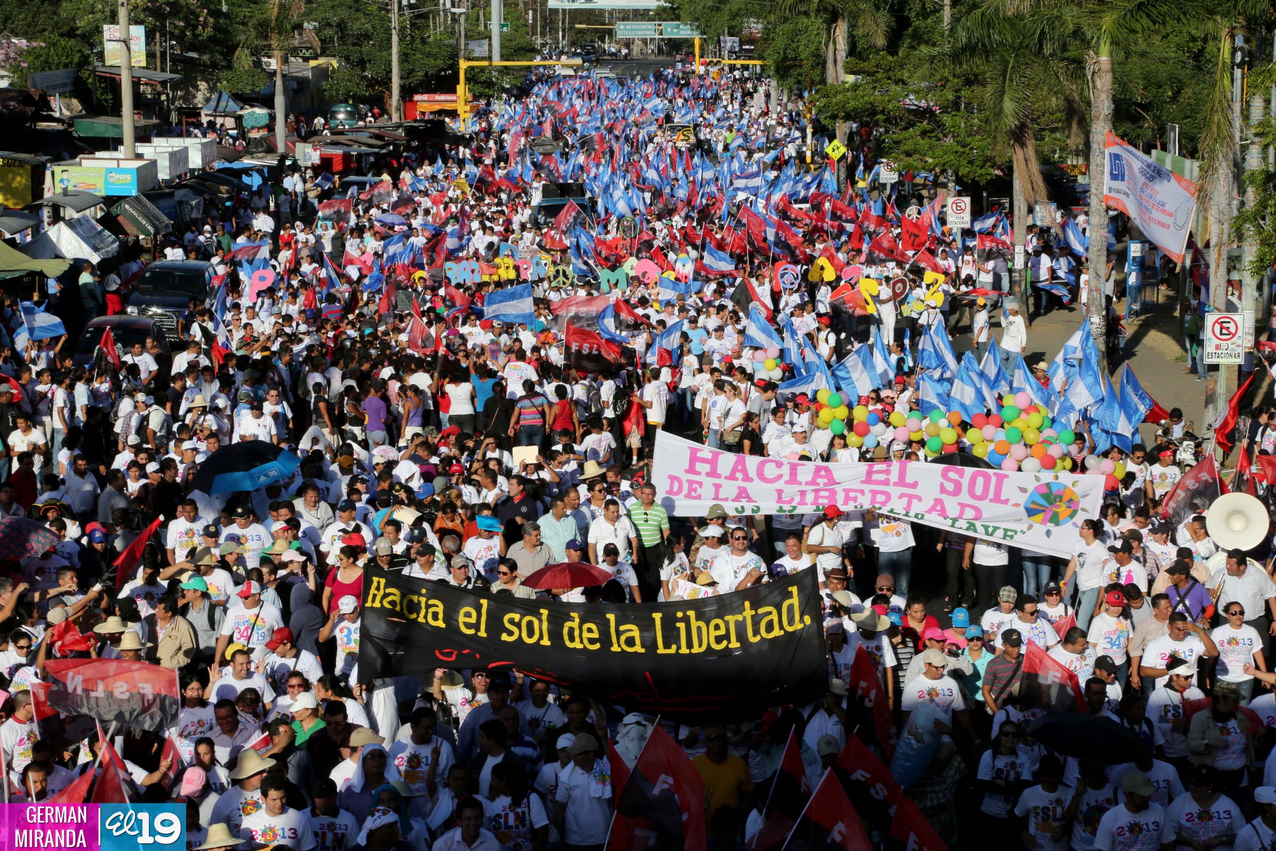 Juventud realiza caminata en honor al General Sandino