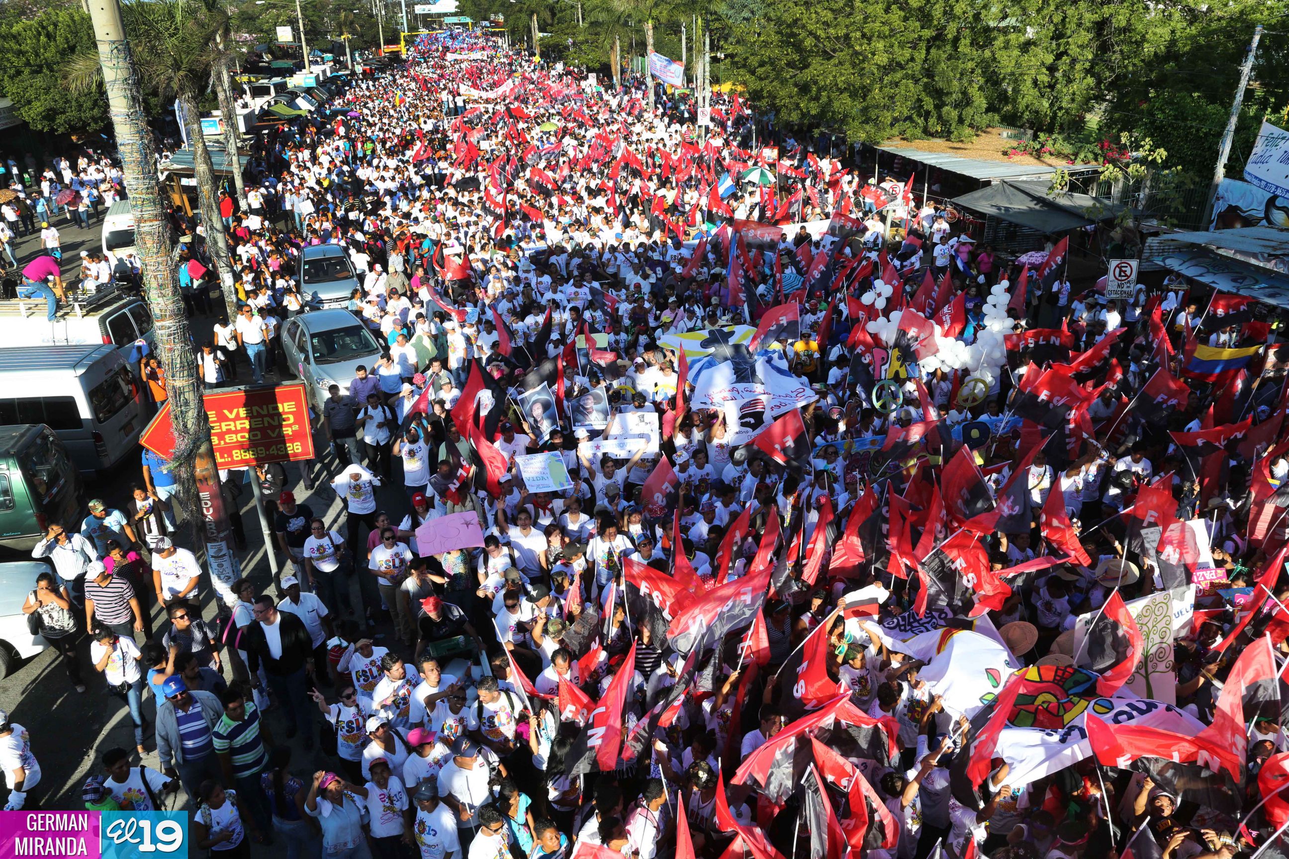 Juventud realiza caminata en honor al General Sandino