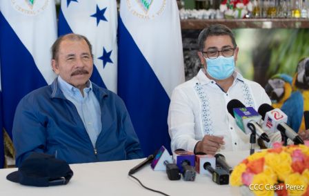 Así fue el encuentro del Presidente Daniel  y la Compañera Rosario con el Presidente de Honduras