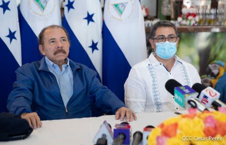 Así fue el encuentro del Presidente Daniel  y la Compañera Rosario con el Presidente de Honduras