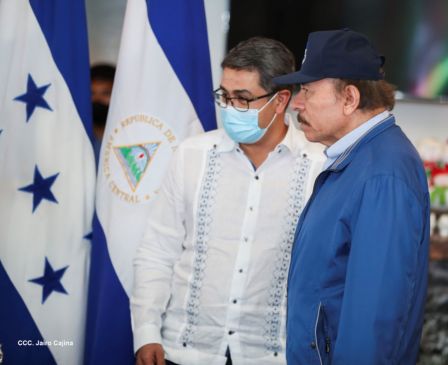 Así fue el encuentro del Presidente Daniel  y la Compañera Rosario con el Presidente de Honduras
