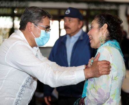 Así fue el encuentro del Presidente Daniel  y la Compañera Rosario con el Presidente de Honduras