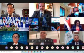 Presidentes de Centroamérica con Presidentes del BID, BM y BCIE