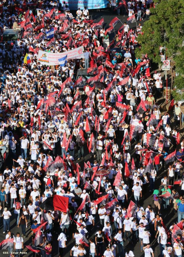 Juventud realiza caminata en honor al General Sandino (FOTOS AÉREAS)