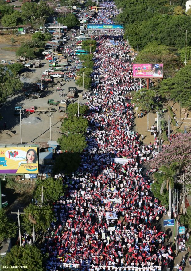 Juventud realiza caminata en honor al General Sandino (FOTOS AÉREAS)