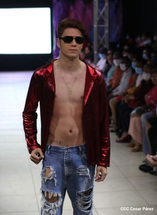 Primer día de la Tercera Edición de Chinandega Moda 2020