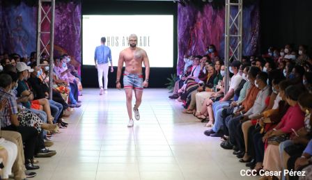 Primer día de la Tercera Edición de Chinandega Moda 2020