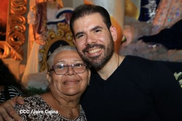 Inauguran Altares, Feria a la Purísima y Navidades Familiares en la avenida de Bolívar a Chávez
