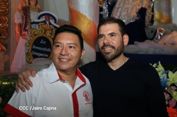 Inauguran Altares, Feria a la Purísima y Navidades Familiares en la avenida de Bolívar a Chávez