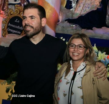 Inauguran Altares, Feria a la Purísima y Navidades Familiares en la avenida de Bolívar a Chávez