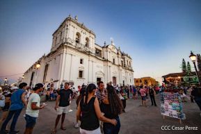 ¿Quién Causa Tanta Alegría? ¡La Concepción de María!
