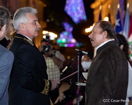 Embajadores presentan Cartas Credenciales al Presidente Daniel Ortega y a la Vicepresidenta Rosario Murillo