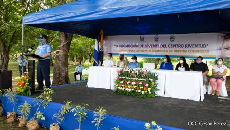 Jóvenes se gradúan  en Centro de Formación y Desarrollo Juventud de la Policía Nacional