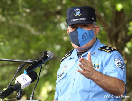 Jóvenes se gradúan  en Centro de Formación y Desarrollo Juventud de la Policía Nacional