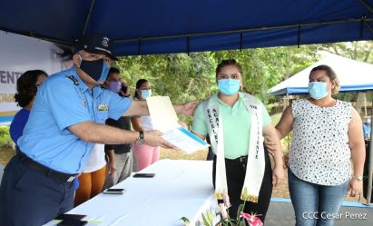 Jóvenes se gradúan  en Centro de Formación y Desarrollo Juventud de la Policía Nacional