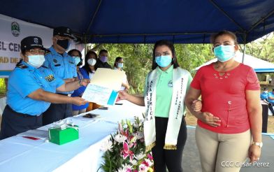 Jóvenes se gradúan  en Centro de Formación y Desarrollo Juventud de la Policía Nacional