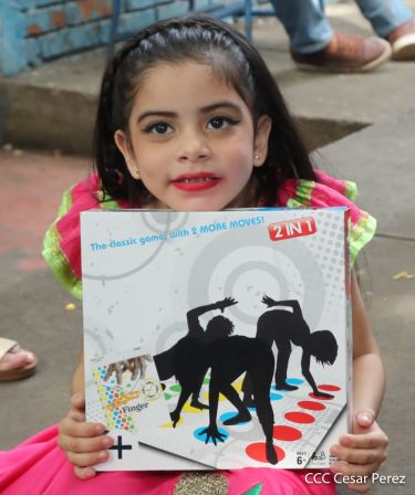 Niños continúan recibiendo juguetes en todo Nicaragua