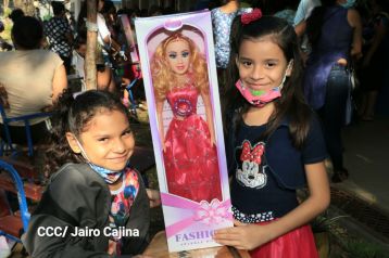 Niños continúan recibiendo juguetes en todo Nicaragua