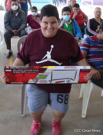 Niños continúan recibiendo juguetes en todo Nicaragua