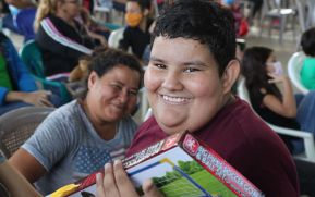 Niños continúan recibiendo juguetes en todo Nicaragua