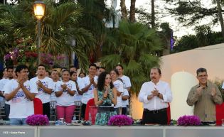 Daniel y Rosario en acto del 80 Aniversario del Tránsito a la Inmortalidad del General Augusto C. Sandino