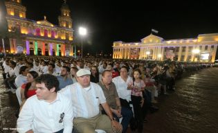 Daniel y Rosario en acto del 80 Aniversario del Tránsito a la Inmortalidad del General Augusto C. Sandino