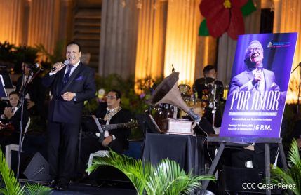 Por Amor: Nicaragua realiza concierto en homenaje a Armando Manzanero 