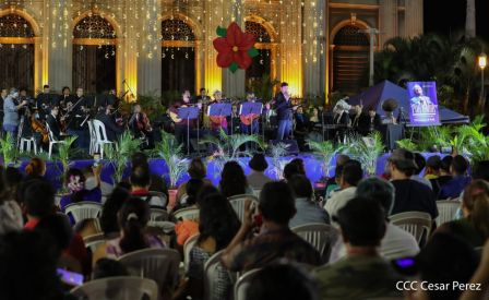 Por Amor: Nicaragua realiza concierto en homenaje a Armando Manzanero 