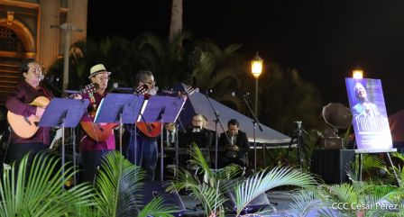 Por Amor: Nicaragua realiza concierto en homenaje a Armando Manzanero 