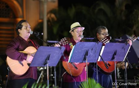 Homenaje musical a Armando Manzanero en la Plaza de la Revolución