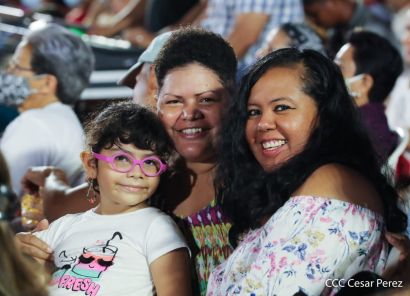 Homenaje musical a Armando Manzanero en la Plaza de la Revolución
