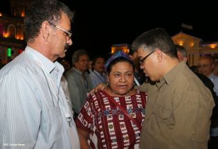 Daniel y Rosario en acto del 80 Aniversario del Tránsito a la Inmortalidad del General Augusto C. Sandino