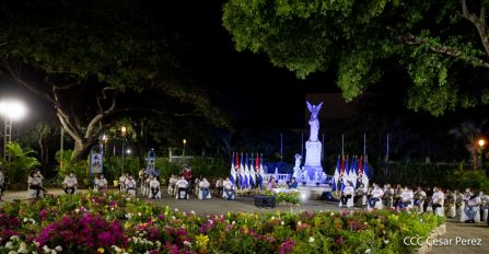 Encuentro del Presidente Daniel  y la Compañera Rosario con las Familias de nuestra Nicaragua Bendita 